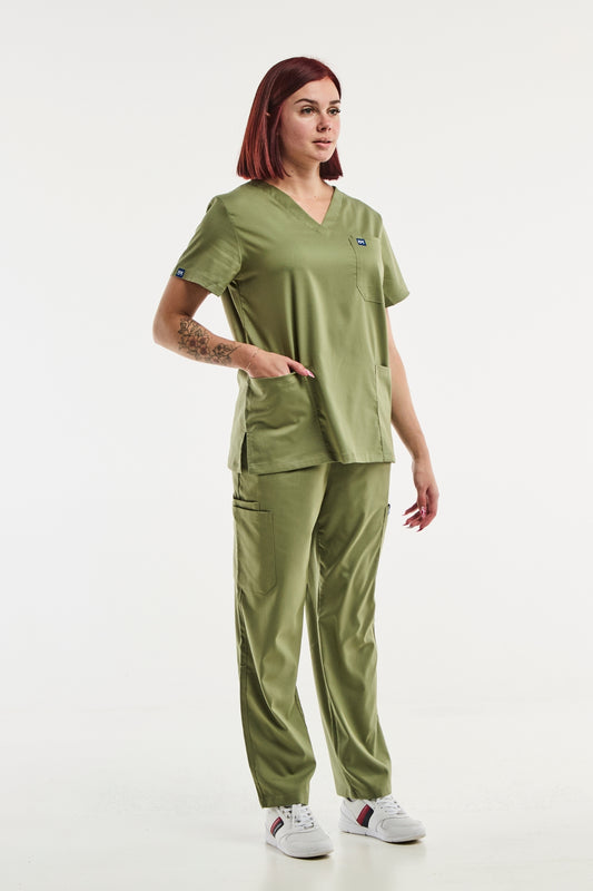 EMMA – Tenue médicale – Femme – Olive