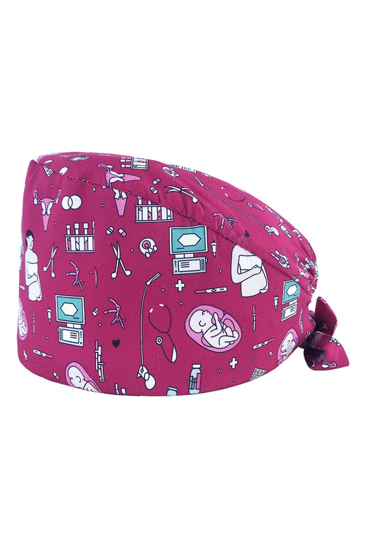 Calot médical rose avec motifs médicaux, idéal pour un look professionnel et à la mode