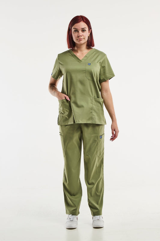 EMMA – Tenue médicale – Femme – Olive